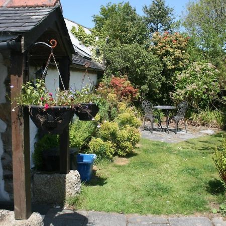 Cosy Barn On Rural Smallholding With Alpacas, Goats & Pigs Stithians Eksteriør billede